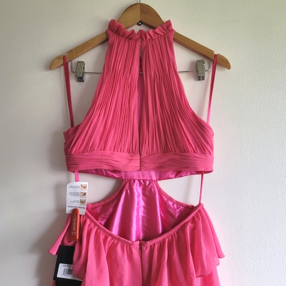 Ieena for Mac Duggal,  Tiered Ruffle Pleated High Neck Gown, HotPink, Size 6,NWT - Picture 6 of 16